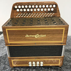Accordéon d'occasion Bertrand Gaillard - Crystal